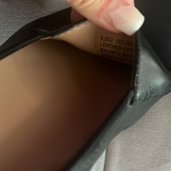 “Array: Freedom Flats size 8” - Picture 5 of 10